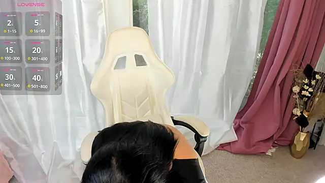 patriciakeys online show from 10/26/25, 06:14