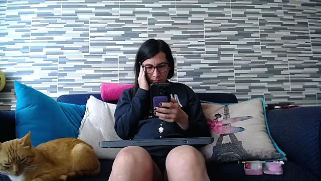 VioletaGomezCo online show from 04/04/26, 03:18