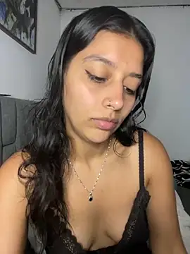 Snapshot of BrittanyDiaz chatting on 10/14/25, 08:42 BrittanyDiaz online show from 10/14/25, 08:42