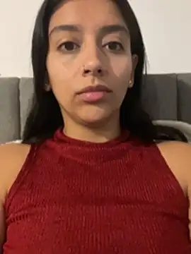 Snapshot of BrittanyDiaz chatting on 05/13/26, 07:32 BrittanyDiaz online show from 05/13/26, 07:32