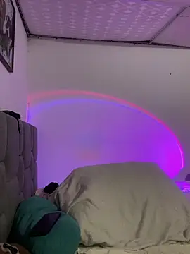 BrittanyDiaz online show from 04/22/26, 07:53