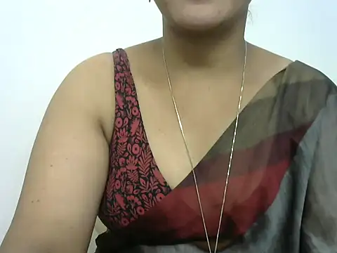 Snapshot of rashmika_reddy chatting on 05/30/26, 05:07 rashmika reddy online show from 05/30/26, 05:07