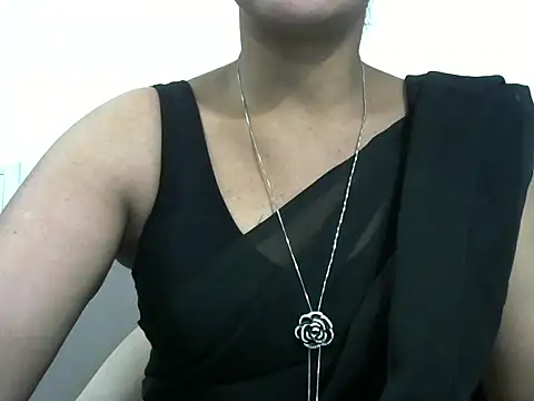 rashmika reddy online show from 10/28/25, 05:23