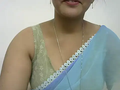 Snapshot of rashmika_reddy chatting on 05/27/26, 04:36 rashmika reddy online show from 05/27/26, 04:36