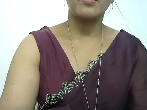 Snapshot of rashmika_reddy chatting on 05/31/26, 05:19 rashmika reddy online show from 05/31/26, 05:19