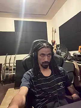 hotcamboy420 online show from 12/22/25, 05:18