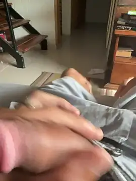 Snapshot of hotcamboy420 chatting on 12/09/24, 05:19 hotcamboy420 online show from 12/09/24, 05:19