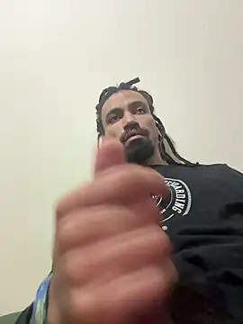 Snapshot of hotcamboy420 chatting on 09/18/25, 04:48 hotcamboy420 online show from 09/18/25, 04:48