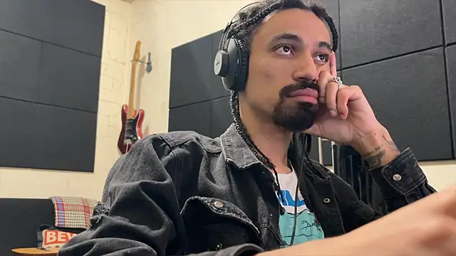 hotcamboy420 online show from 11/13/25, 03:43