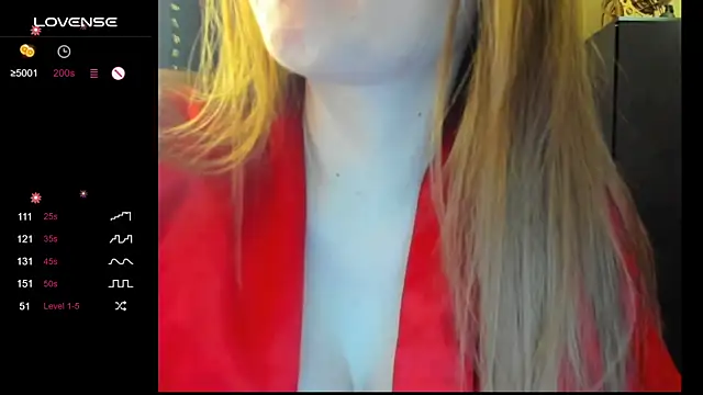 Snapshot of Boni_NeLL__ chatting on 02/05/25, 11:55 Boni NeLL online show from 02/05/25, 11:55