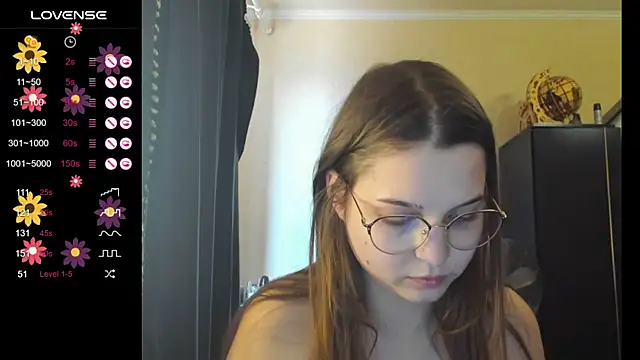 Snapshot of Boni_NeLL__ chatting on 03/08/25, 11:16 Boni NeLL online show from 03/08/25, 11:16