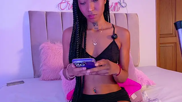 cristal subin69 online show from 04/03/26, 07:31