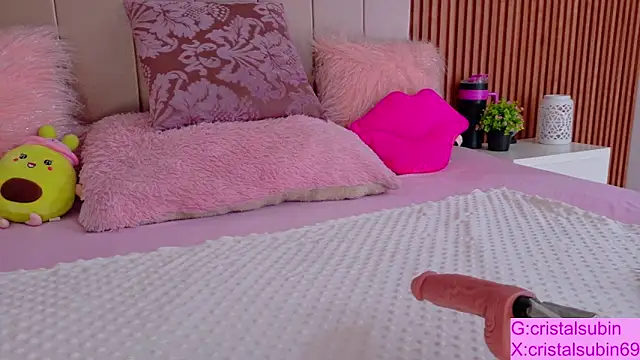 Snapshot of cristal_subin69 chatting on 10/30/25, 02:58 cristal subin69 online show from 10/30/25, 02:58