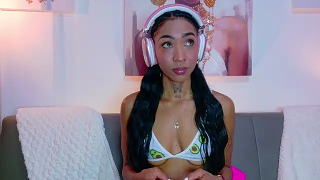 cristal subin69 online show from 06/07/26, 05:29