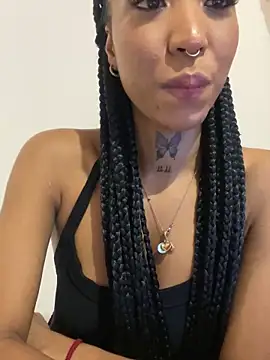 Snapshot of cristal_subin69 chatting on 12/05/25, 01:38 cristal subin69 online show from 12/05/25, 01:38