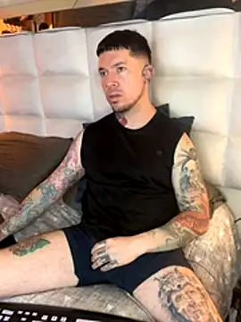 Adam tatto online show from 11/21/25, 03:11