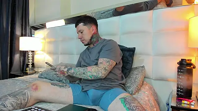 Adam tatto online show from 10/25/25, 05:39