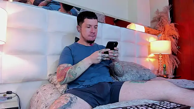 Adam tatto online show from 10/30/25, 03:27