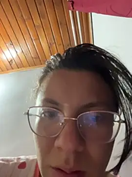 Snapshot of karlamorris_ chatting on 03/01/26, 11:21 karlamorris online show from 03/01/26, 11:21