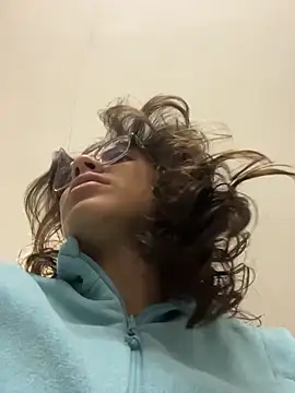 karlamorris  online show from 03/09/26, 01:14