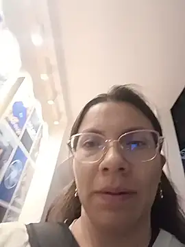 karlamorris  online show from 11/05/25, 01:47