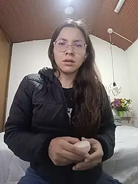 karlamorris  online show from 12/05/25, 01:10