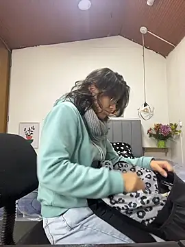 karlamorris  online show from 03/17/26, 01:14