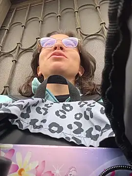 karlamorris  online show from 04/08/26, 01:12