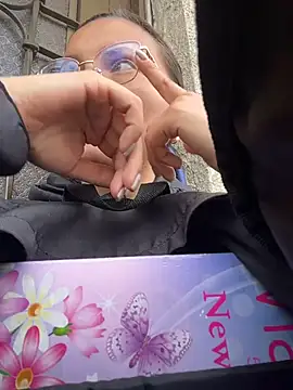 Snapshot of karlamorris_ chatting on 02/12/26, 01:11 karlamorris online show from 02/12/26, 01:11