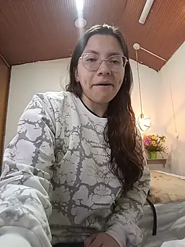 karlamorris  online show from 12/02/25, 01:24