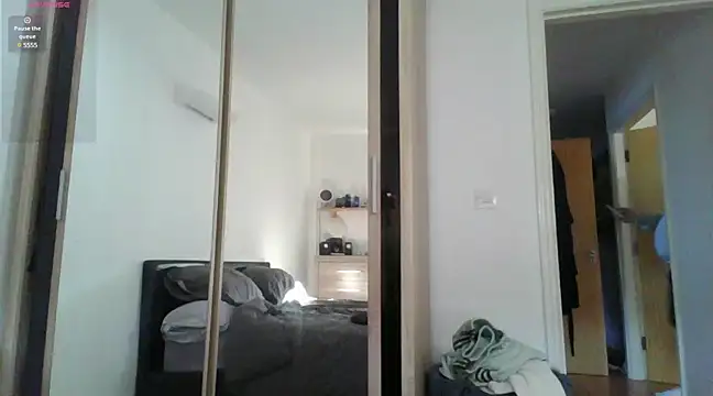 Nizzlivecam online show from 01/02/25, 02:02