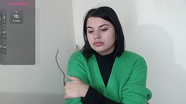 gina gina online show from 12/06/24, 07:37