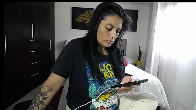 Lust Mom41 online show from 05/23/26, 07:46