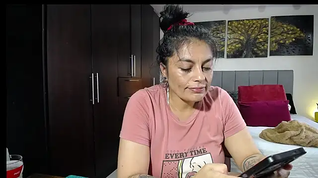 Lust Mom41 online show from 03/20/26, 06:20