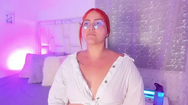 LeahxBarker online show from 09/30/25, 01:44