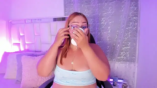 LeahxBarker online show from 04/25/26, 02:03