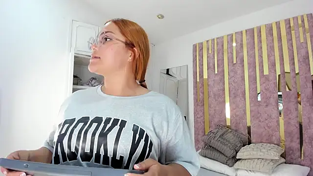 LeahxBarker online show from 03/17/25, 11:02