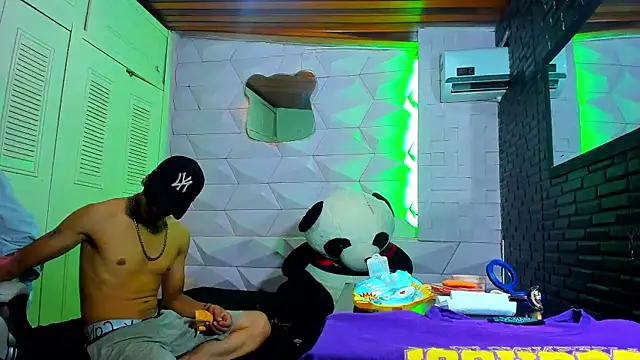 Ashley James online show from 10/15/25, 09:45