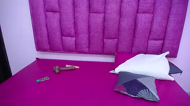 Briannacastello online show from 02/27/25, 06:02