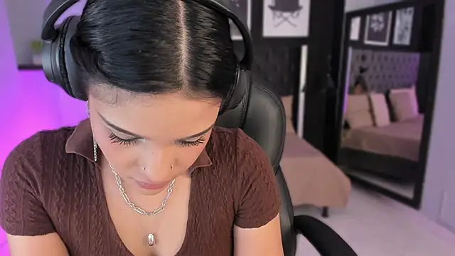 renee shelby  online show from 03/14/26, 08:26