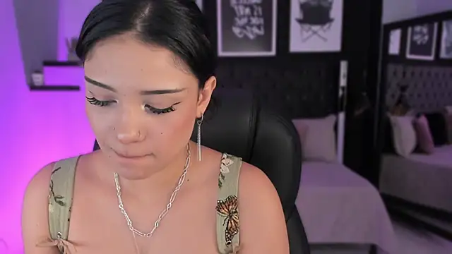 renee shelby  online show from 02/19/26, 08:17