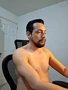 Andresarr93 online show from 11/26/25, 08:31