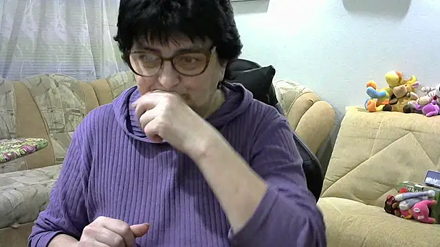 IsXLoves online show from 02/17/26, 05:21