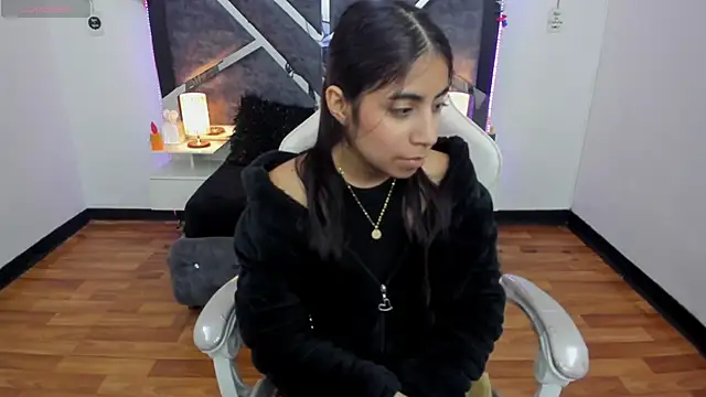 Snapshot of lunitaa18 chatting on 02/26/25, 10:36 lunitaa18 online show from 02/26/25, 10:36