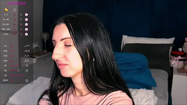 Alexa Clarks online show from 12/03/24, 05:17