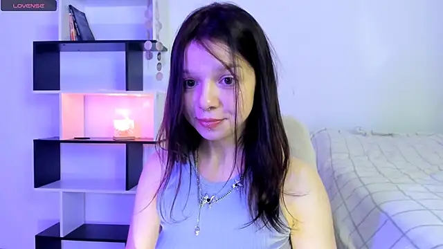 Snapshot of crystal_lilith chatting on 02/08/25, 04:35 crystal lilith online show from 02/08/25, 04:35