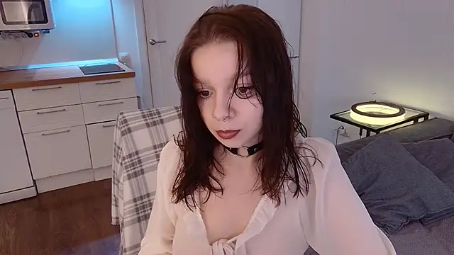 crystal lilith online show from 11/01/25, 12:43