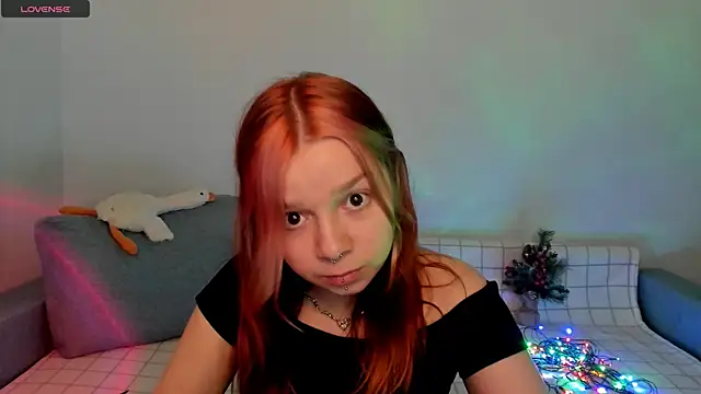 Snapshot of crystal_lilith chatting on 12/26/24, 05:15 crystal lilith online show from 12/26/24, 05:15