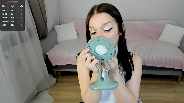 crystal lilith online show from 04/12/26, 01:09