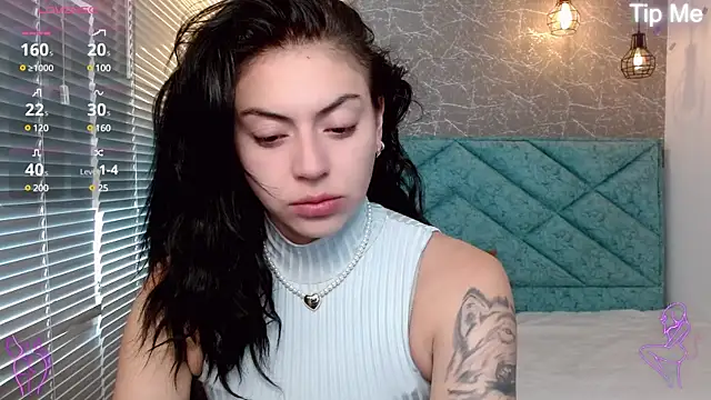 april dumont online show from 03/18/25, 12:39